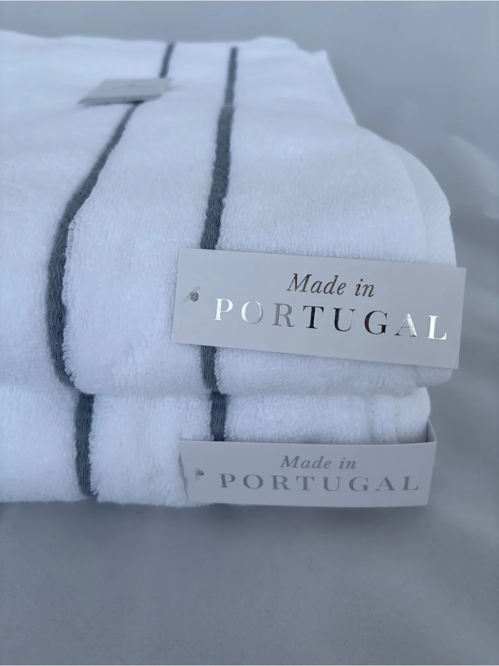 NWT 4Pc Felpinter Portugal White Luxury Bath Towels Blue Grey Embroidered Line
